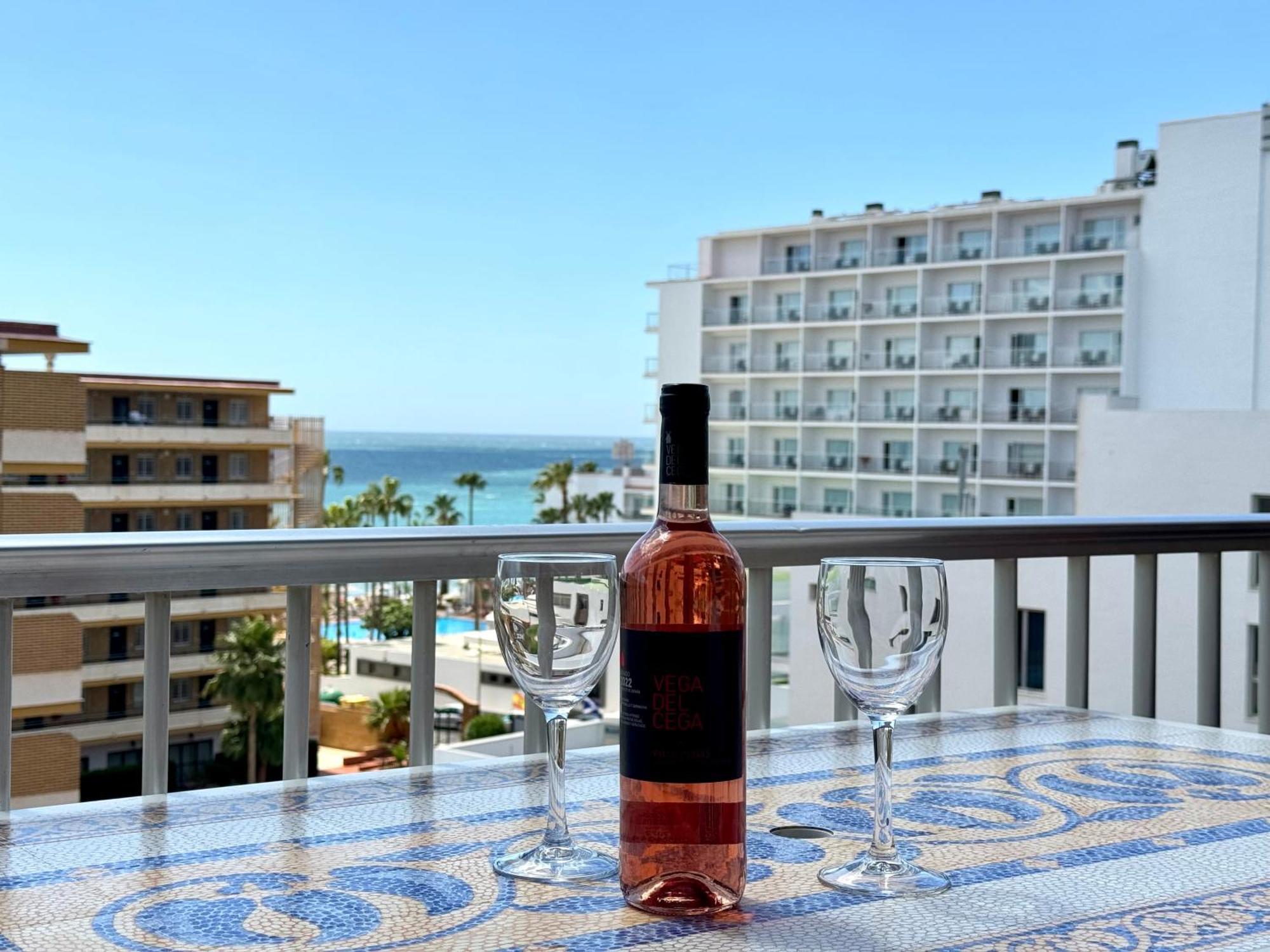 La Carihuela A 150 Metros De La Playa Con Espectaculares Vistas Apartman Torremolinos Kültér fotó